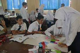 5 Cara Guru Membantu Murid Bocil Berkarya Tanpa Tekanan